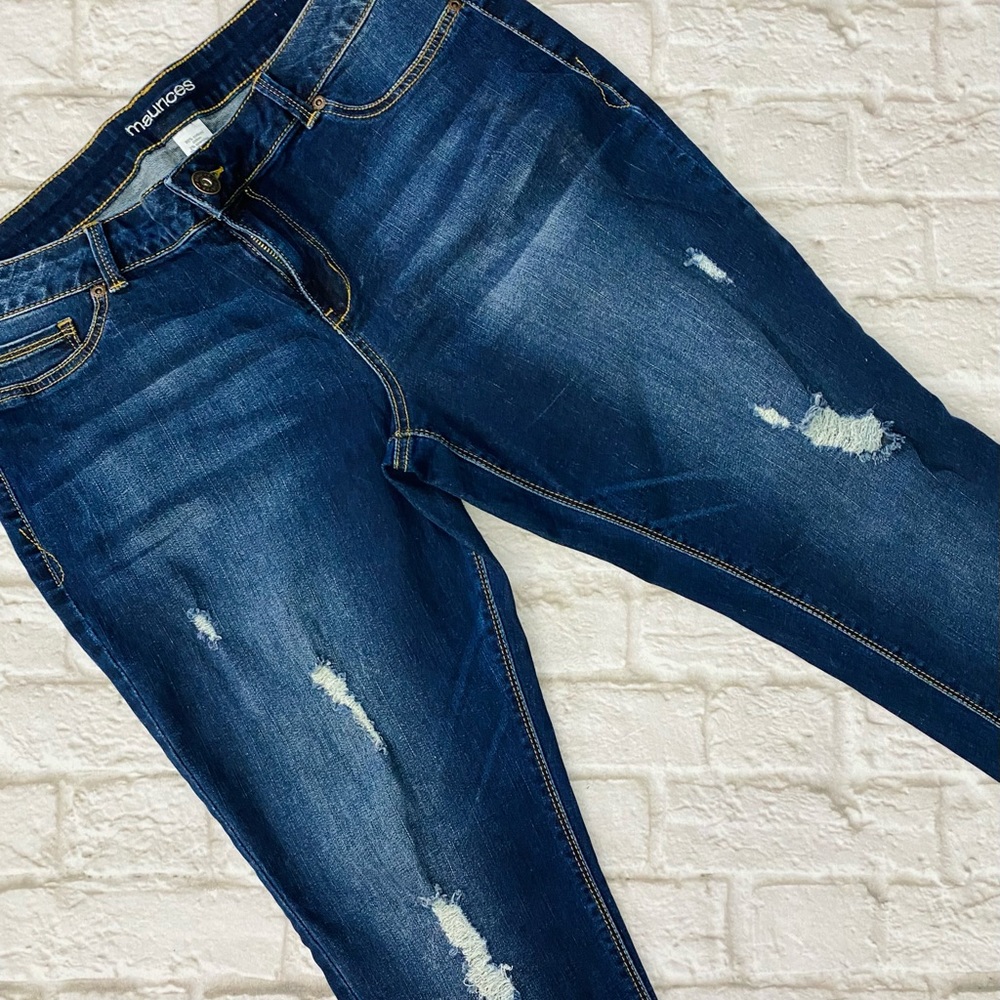 Maurice’s distressed straight leg jeans